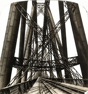 SCOTLAND: FORTH BRIDGE. A view through the Forth Bridge, spanning the Firth of Forth SCOTLAND: FORTH BRIDGE. A view through the Forth Bridge, spanning the Firth of Forth
