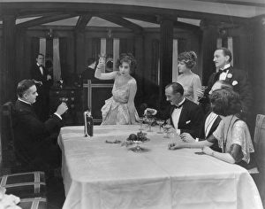 <b class=qtipBold><figcaption>Silent Film</figcaption></b><br>SILENT FILM.<br><em>© none</em> Silent Film