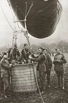 Soldier in the basket of an observation balloon during World War I. Photograph, c1916