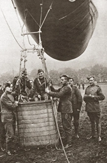 Soldier in the basket of an observation balloon during World War I. Photograph, c1916 Soldier in the basket of an observation balloon during World War I. Photograph, c1916