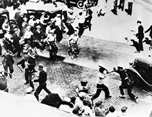 Truck drivers attacking the Minneapolis police during the Teamsters Strike of May 1934 Truck drivers attacking the Minneapolis police during the Teamsters Strike of May 1934