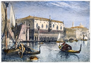 VENICE: DUCAL PALACE. View of the ducal palace in Venice, Italy VENICE: DUCAL PALACE. View of the ducal palace in Venice, Italy