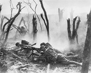 WORLD WAR I: BATTLEFIELD. Gun crew, Regimental HQ Co., 23rd Infantry, 2nd Division WORLD WAR I: BATTLEFIELD. Gun crew, Regimental HQ Co., 23rd Infantry, 2nd Division