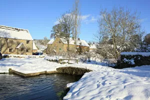 Images Dated 7th January 2010: Upper Slaughter