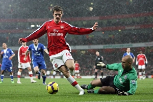 Aaron Ramsey (Arsenal) Tim Howard (Everton). Arsenal 2:2 Everton. Barclays Premier League Aaron Ramsey (Arsenal) Tim Howard (Everton). Arsenal 2:2 Everton. Barclays Premier League