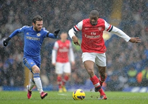 Abou Diaby (Arsena) Juan Mata (Chelsea). Chelsea 2:1 Arsenal. Barclays Premier League Abou Diaby (Arsena) Juan Mata (Chelsea). Chelsea 2:1 Arsenal. Barclays Premier League