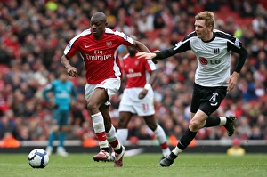Abou Diaby (Arsenal) David Elm (Fulham). Arsenal 4:0 Fulham. Barclays Premier League Abou Diaby (Arsenal) David Elm (Fulham). Arsenal 4:0 Fulham. Barclays Premier League