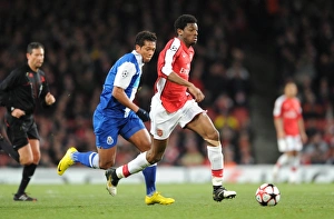Abou Diaby (Arsenal) Falcao (Porto). Arsenal 5:0 FC Porto Abou Diaby (Arsenal) Falcao (Porto). Arsenal 5:0 FC Porto