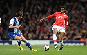 Abou Diaby (Arsenal) Nuno Coelho (Porto). Arsenal 5:0 FC Porto Abou Diaby (Arsenal) Nuno Coelho (Porto). Arsenal 5:0 FC Porto