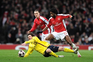 Alex Song (Arsenal) Lionel Messi (Barcelona). Arsenal 2:2 Barcelona, UEFA Champions League Alex Song (Arsenal) Lionel Messi (Barcelona). Arsenal 2:2 Barcelona, UEFA Champions League