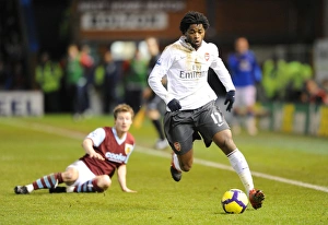 Alex Song (Arsenal) Wade Elliott (Burnley). Burnley 1:1 Arsenal, Barclays Premier League Alex Song (Arsenal) Wade Elliott (Burnley). Burnley 1:1 Arsenal, Barclays Premier League