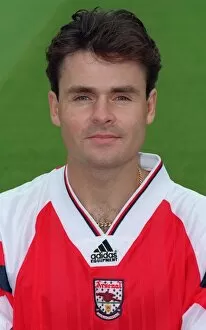 Images Dated 8th April 2005: Anders Limpar, Arsenal Photocall