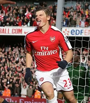 Images Dated 14th March 2009: Andrey Arshavin celebrates the 1st Arsenal goal