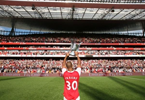 Inter Milan Gallery: Armand Traore (Arsenal) with the Emirates Trophy