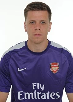 Images Dated 8th August 2013: Arsenal 2013 / 14 Squad Photocall