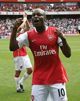 Images Dated 13th August 2007: Arsenal captain William Gallas celebrates after the match