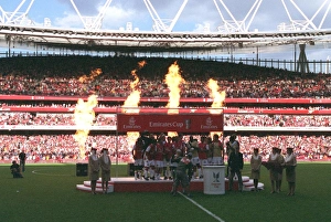 Inter Milan Gallery: Arsenal lift the Emirates Trophy