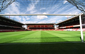 Arsenal Stadium viewed from the South Stand. Highbury, London, 10/9/2002 Arsenal Stadium viewed from the South Stand. Highbury, London, 10/9/2002