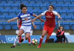 Van de Donk vs Williams - Arsenal Ladies Print