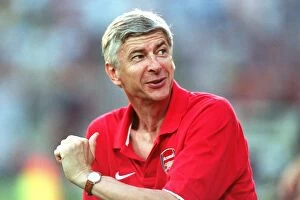 Images Dated 7th August 2006: Arsene Wenger Leading Arsenal to Victory: SV Mattersburg 1:2