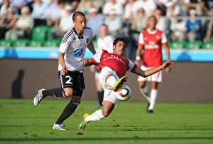 Carlos Vela (Arsenal) Srda Knezevic (Legia). Legia Warsaw 5:6 Arsenal, Wojska Polskiego Carlos Vela (Arsenal) Srda Knezevic (Legia). Legia Warsaw 5:6 Arsenal, Wojska Polskiego
