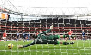 Cesc Fabregas shoots past Sunderland goalkeeper Craig Gordon to score the 2nd Arsenal Cesc Fabregas shoots past Sunderland goalkeeper Craig Gordon to score the 2nd Arsenal