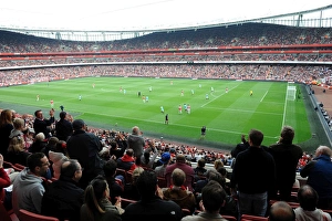 Club level clap the first Arsenal goal. Arsenal 2:1 Sunderland. Barclays Premier League Club level clap the first Arsenal goal. Arsenal 2:1 Sunderland. Barclays Premier League