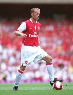 Images Dated 26th July 2006: Dennis Bergkamp (Arsenal)