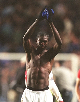 Legends/ex players adebayor emmanuel/emmanuel adebayor arsenal claps fans end match Legends/ex players adebayor emmanuel/emmanuel adebayor arsenal claps fans end match