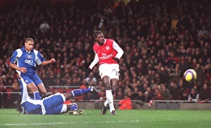 Emmauel Adebayor scores Arsenals 1st goal under pressure from Linvoy Primus Emmauel Adebayor scores Arsenals 1st goal under pressure from Linvoy Primus
