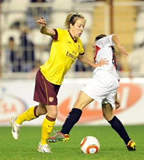 Gemma Davison (Arsenal) Claudia Sanchez (Rayo). Rayo Vallecano 2:0 Arsenal Ladies Gemma Davison (Arsenal) Claudia Sanchez (Rayo). Rayo Vallecano 2:0 Arsenal Ladies