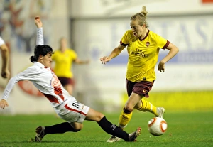 gemma Davison (Arsenal) Miriam Dieguez De Ona (Rayo). Rayo Vallecano 2:0 Arsenal Ladies gemma Davison (Arsenal) Miriam Dieguez De Ona (Rayo). Rayo Vallecano 2:0 Arsenal Ladies