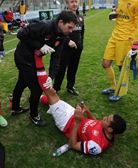 Isaac Hayden (Arsenal) and Alastair Thrush. Arsenal 3:4 Chelsea. NextGen Series 1/2 Final Isaac Hayden (Arsenal) and Alastair Thrush. Arsenal 3:4 Chelsea. NextGen Series 1/2 Final