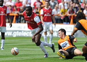 Jay Emmanuel Thomas (Arsenal) Mark Byrne (Barnet). Barnet 0:4 Arsenal, Pre season friendly Jay Emmanuel Thomas (Arsenal) Mark Byrne (Barnet). Barnet 0:4 Arsenal, Pre season friendly
