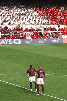 Images Dated 7th June 2006: Jose Reyes and Thierry Henry (Arsenal) kick off the 2nd half