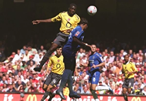 Kolo Toure (Arsenal) Didier Drogba (Chelsea). Arsenal 1:2 Chelsea Kolo Toure (Arsenal) Didier Drogba (Chelsea). Arsenal 1:2 Chelsea