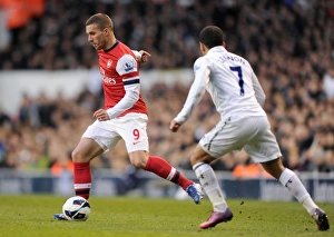 Lukas Podolski (Arsenal) Aaron Lennon (Tottenham). Tottenham Hotspur 2:1 Arsenal Lukas Podolski (Arsenal) Aaron Lennon (Tottenham). Tottenham Hotspur 2:1 Arsenal