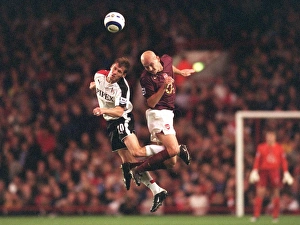Pascal Cygan (Arsenal) Brian McBride (Fulham). Arsenal 4:1 Fulham Pascal Cygan (Arsenal) Brian McBride (Fulham). Arsenal 4:1 Fulham