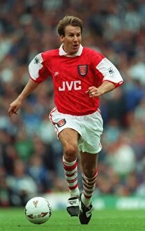 Images Dated 8th April 2005: Paul Merson (Arsenal)