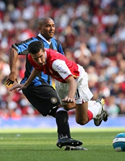 Robin van Perise (Arsenal) Olivier Dacourt (Inter) Robin van Perise (Arsenal) Olivier Dacourt (Inter)