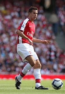 Images Dated 22nd August 2009: Robin van Persie (Arsenal)