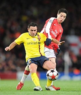Samir Nasri (Arsenal) Xavi (Barcelona). Arsenal 2:2 Barcelona, UEFA Champions League Samir Nasri (Arsenal) Xavi (Barcelona). Arsenal 2:2 Barcelona, UEFA Champions League