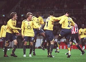 Images Dated 26th October 2005: Sunderland v Arsenal 2005-6 (Carling Cup