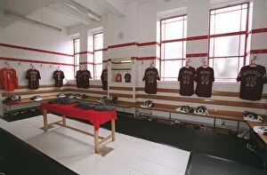 Images Dated 3rd May 2006: The Arsenal changing room. Arsenal 2: 0 Newcastle United. FA Premier League
