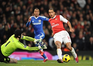 Theo Walcott (Arsenal) Petr Cech (Chelsea). Arsenal 3:1 Chelsea. Barclays Premier League Theo Walcott (Arsenal) Petr Cech (Chelsea). Arsenal 3:1 Chelsea. Barclays Premier League