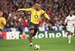 Images Dated 22nd February 2006: Thierry Henry (Arsenal). Real Madrid 0: 1 Arsenal. UEFA Champions League