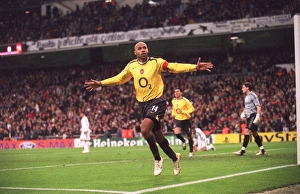 Thierry Henry celebrates scoring Arsenals goal past Iker Casillas (Real) Thierry Henry celebrates scoring Arsenals goal past Iker Casillas (Real)