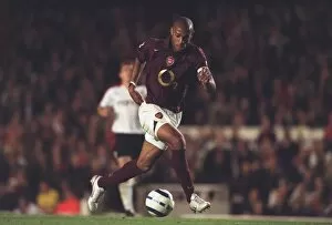 Thierry Henry scores Arsenals 3rd goal. Arsenal 4: 1 Fulham. FA Premier League