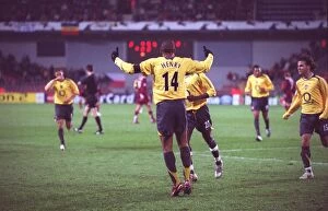 Images Dated 19th October 2005: Thierry Henrys 2nd goal of the match