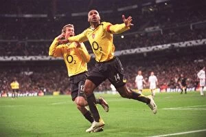 Images Dated 22nd February 2006: Thierry Henry's Champion Moment: Arsenal's Historic 1-0 Win Over Real Madrid